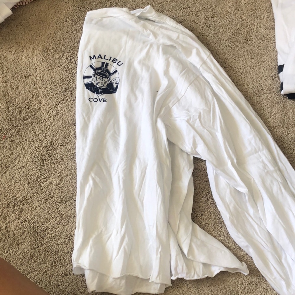 brandy melville monkey island long sleeve
